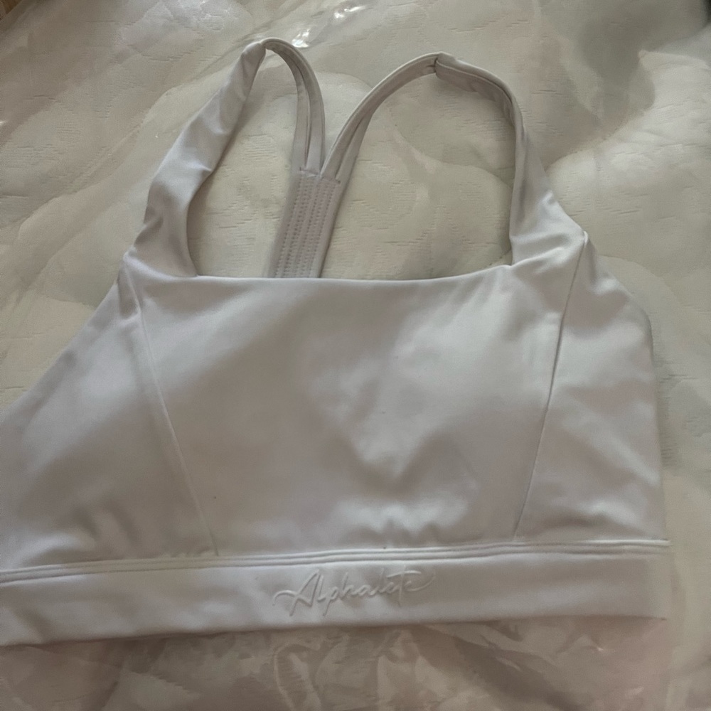 Alphalete pulse kinetic bra